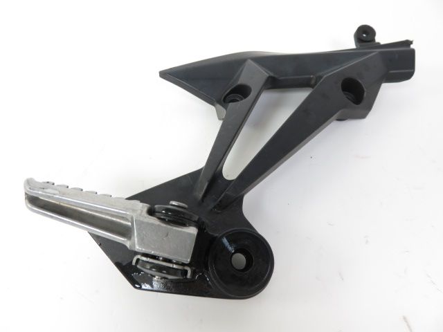 PLATINE ARRIERE DROITE COMPLETE