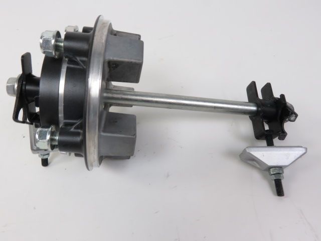 Axe de roue arriere
