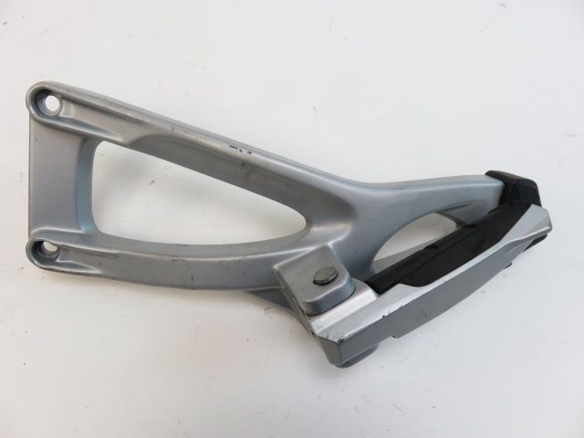 Platine et repose pieds arriere gauche