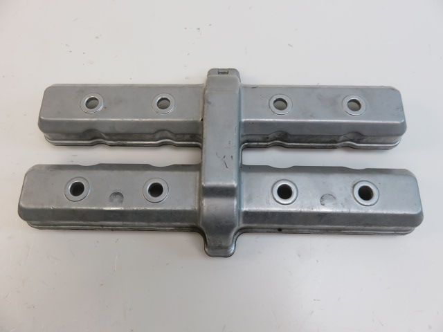 CACHE CULBUTEUR