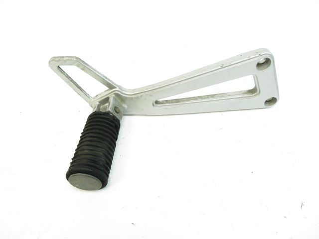 PLATINE ET REPOSE PIEDS ARRIERE DROIT