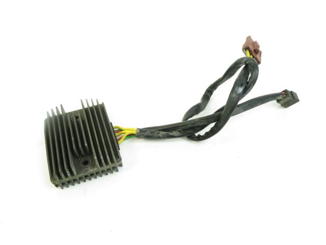 REGULATEUR DE TENSION
