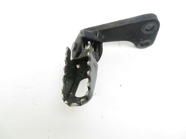 PLATINE AVANT DROITE