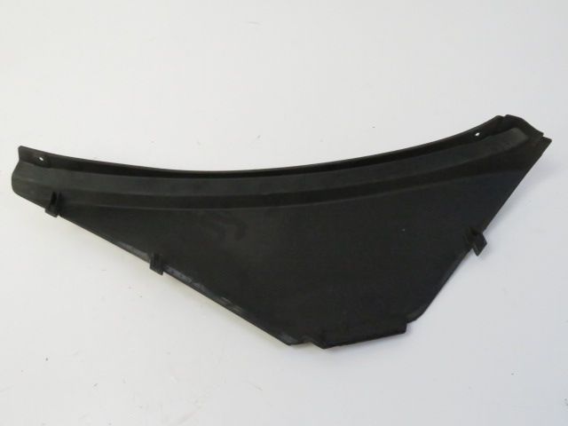 CACHE LATERAL GAUCHE