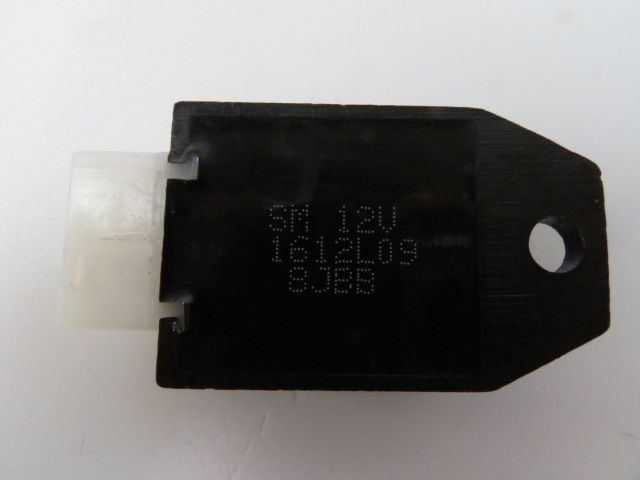 REGULATEUR DE TENSION