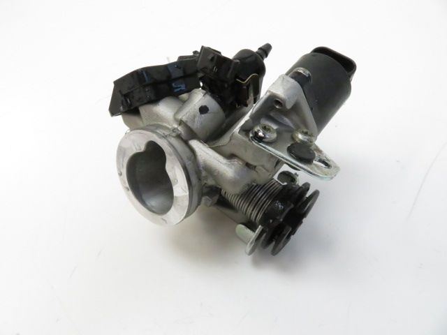 Corps d'injection droit