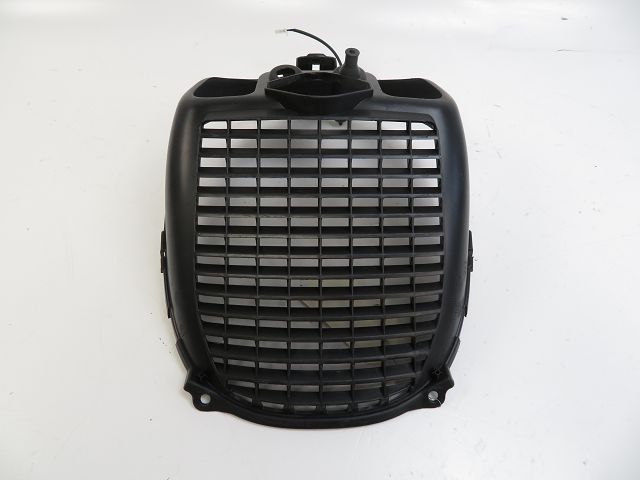 GRILLE DE RADIATEUR