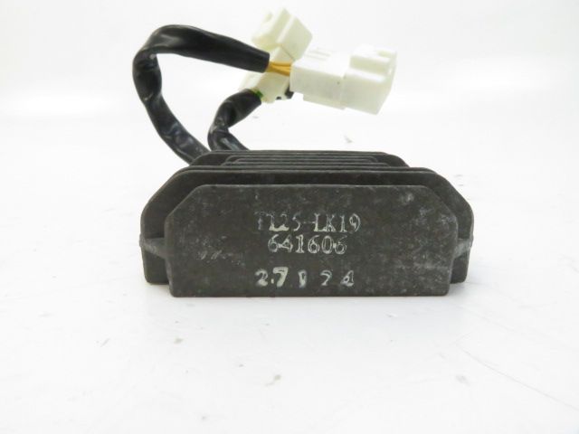 REGULATEUR DE TENSION