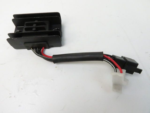 REGULATEUR DE TENSION