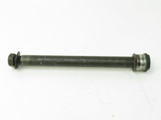 AXE DE ROUE ARRIERE