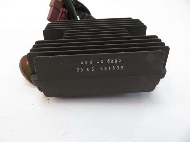 REGULATEUR DE TENSION
