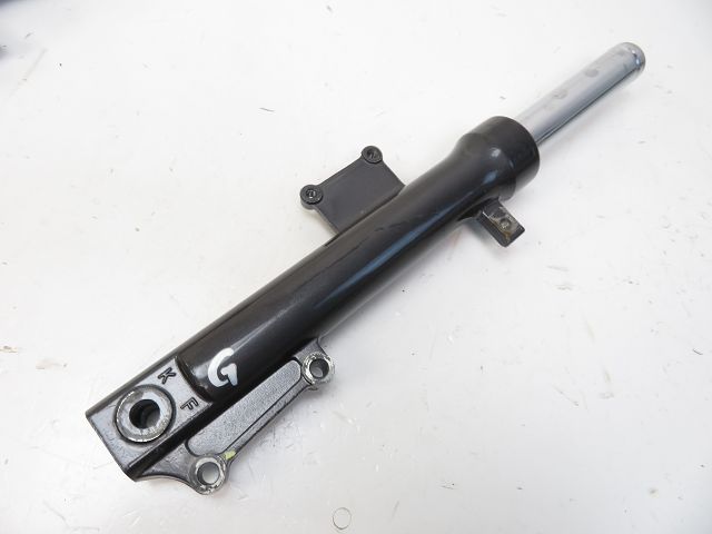 TUBE DE FOURCHE GAUCHE