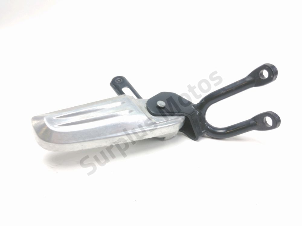 Platine et repose pieds arriere droit