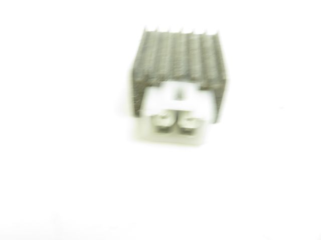 REGULATEUR DE TENSION