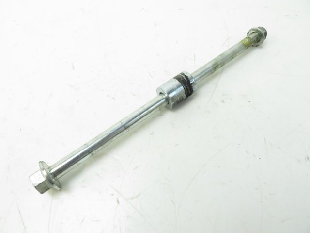 AXE DE ROUE AVANT
