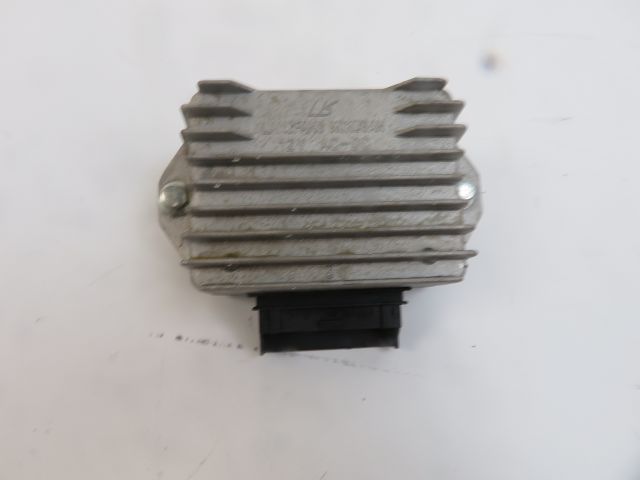 REGULATEUR DE TENSION