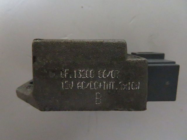 REGULATEUR DE TENSION