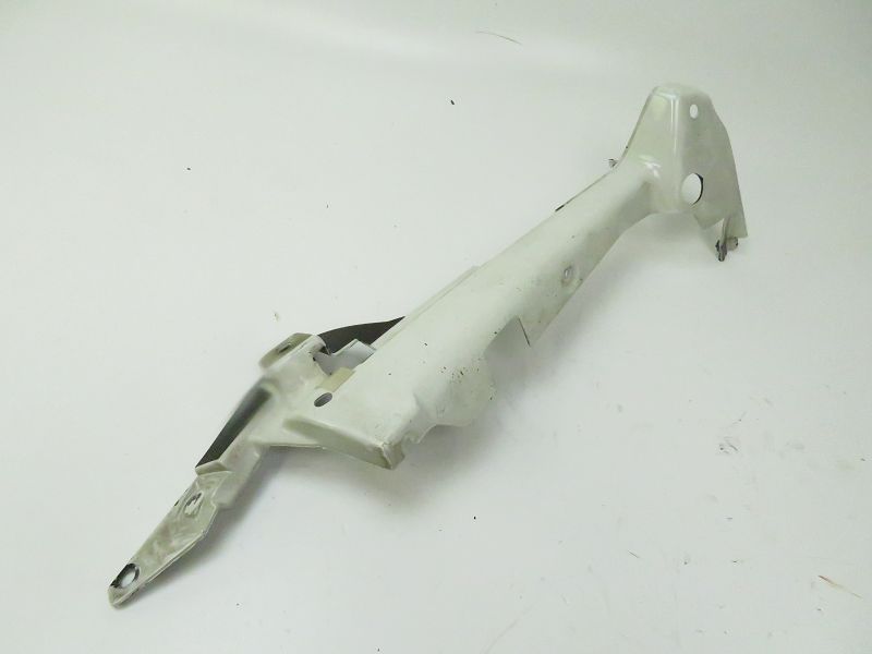 CARENAGE ARRIERE GAUCHE