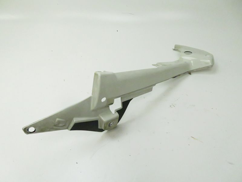 CARENAGE ARRIERE DROIT