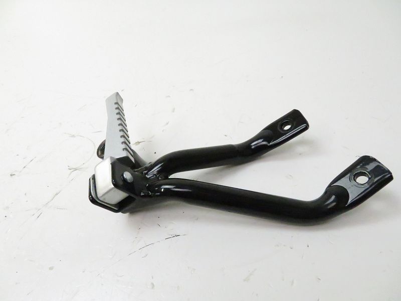 PLATINE ET REPOSE PIEDS ARRIERE DROIT