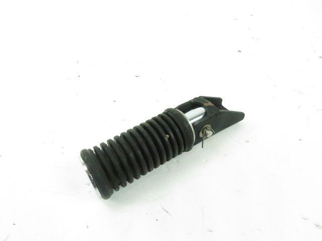 Repose pieds arriere gauche