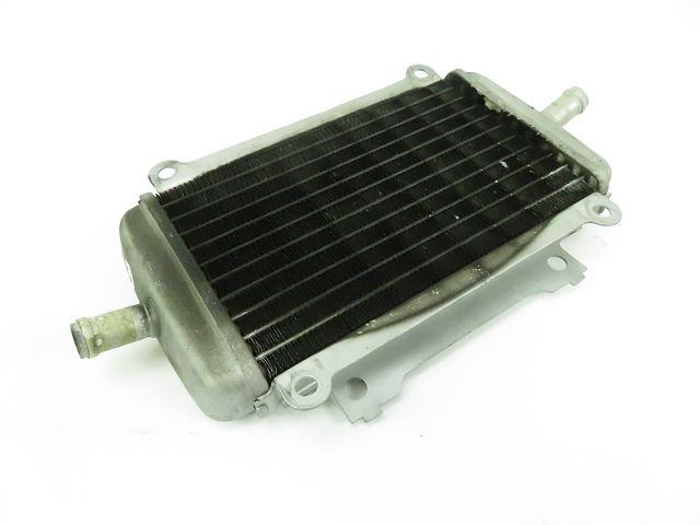 RADIATEUR EAU DROIT