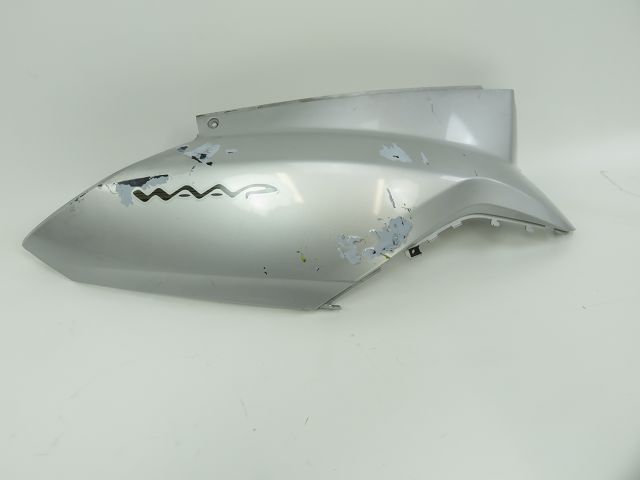 Carenage arriere droit