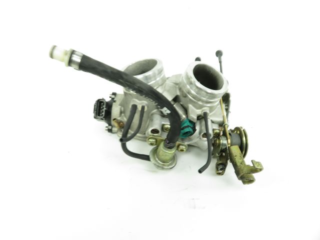 Corps d'injection droit