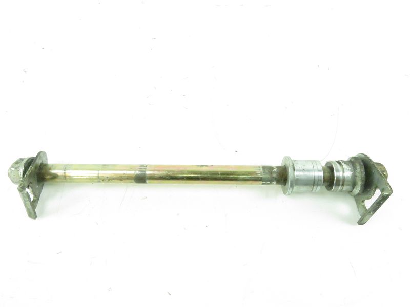 AXE DE ROUE ARRIERE