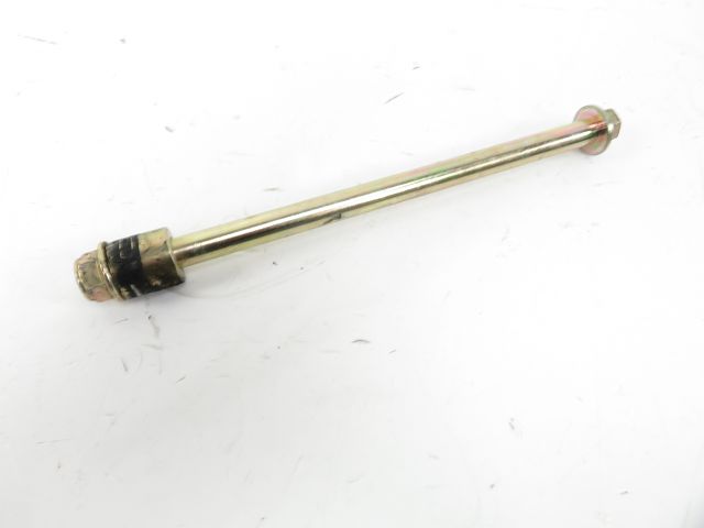 Axe de roue avant