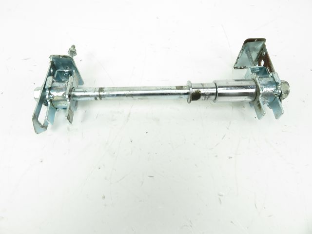 Axe de roue arriere