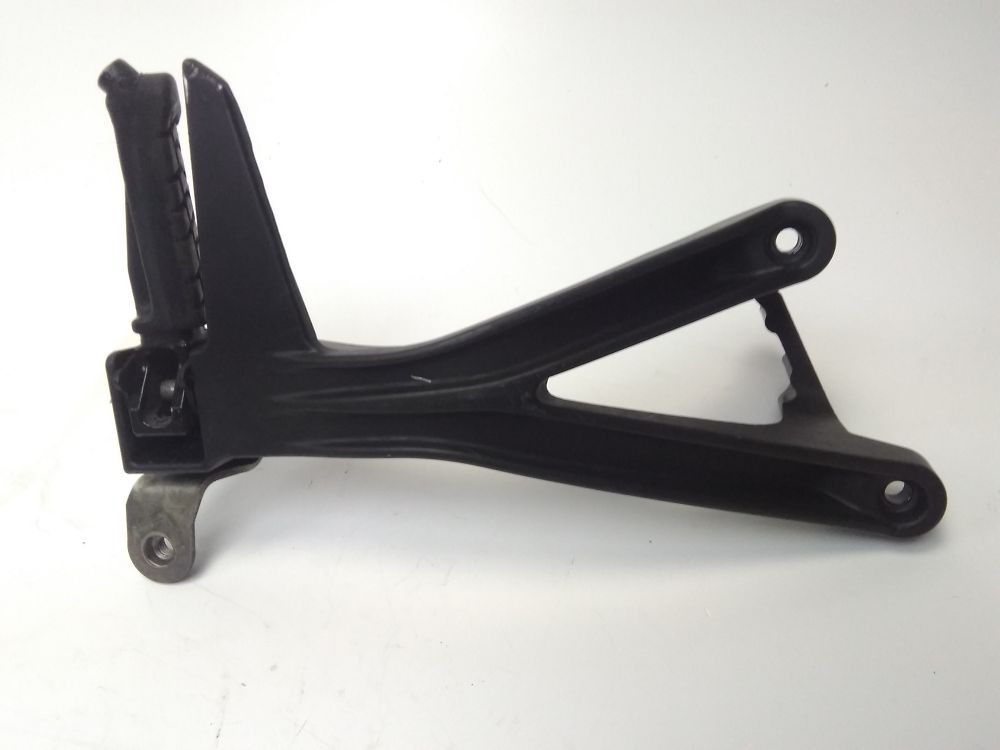 PLATINE ARRIERE DROITE COMPLETE