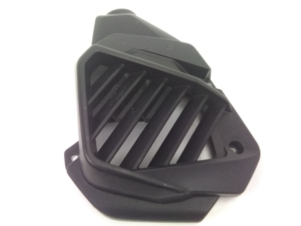 GRILLE DE RADIATEUR