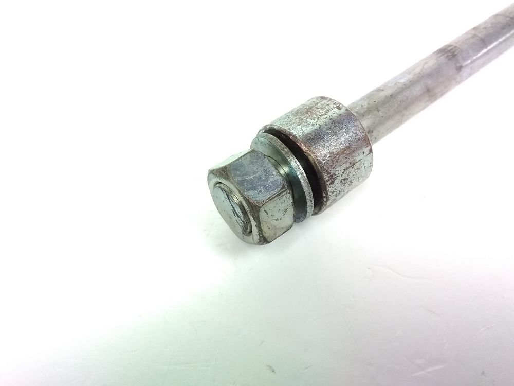 AXE DE ROUE AVANT