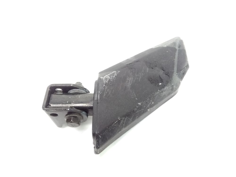 PLATINE ET REPOSE PIEDS ARRIERE DROIT