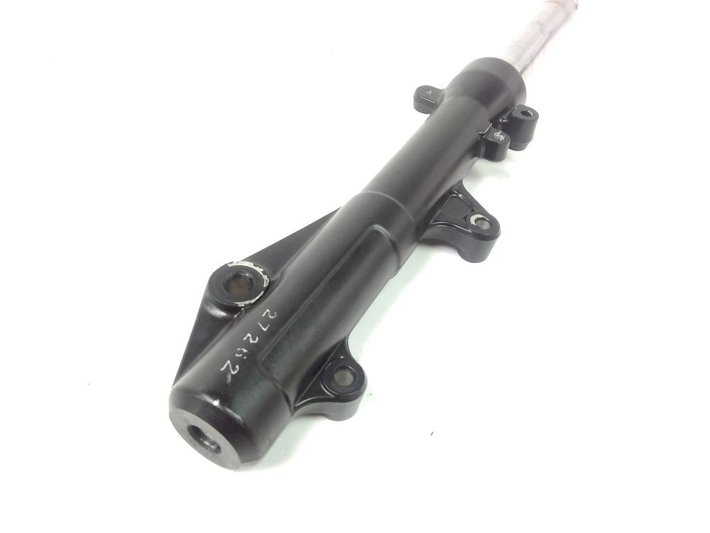 TUBE DE FOURCHE GAUCHE