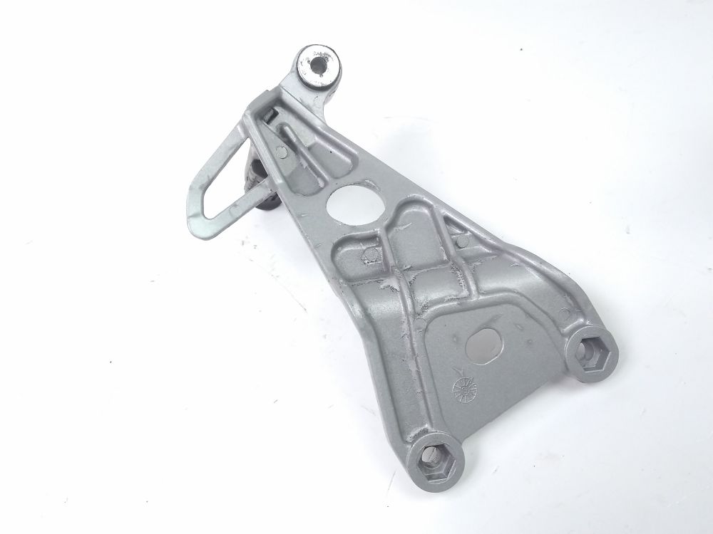 PLATINE ARRIERE DROITE COMPLETE