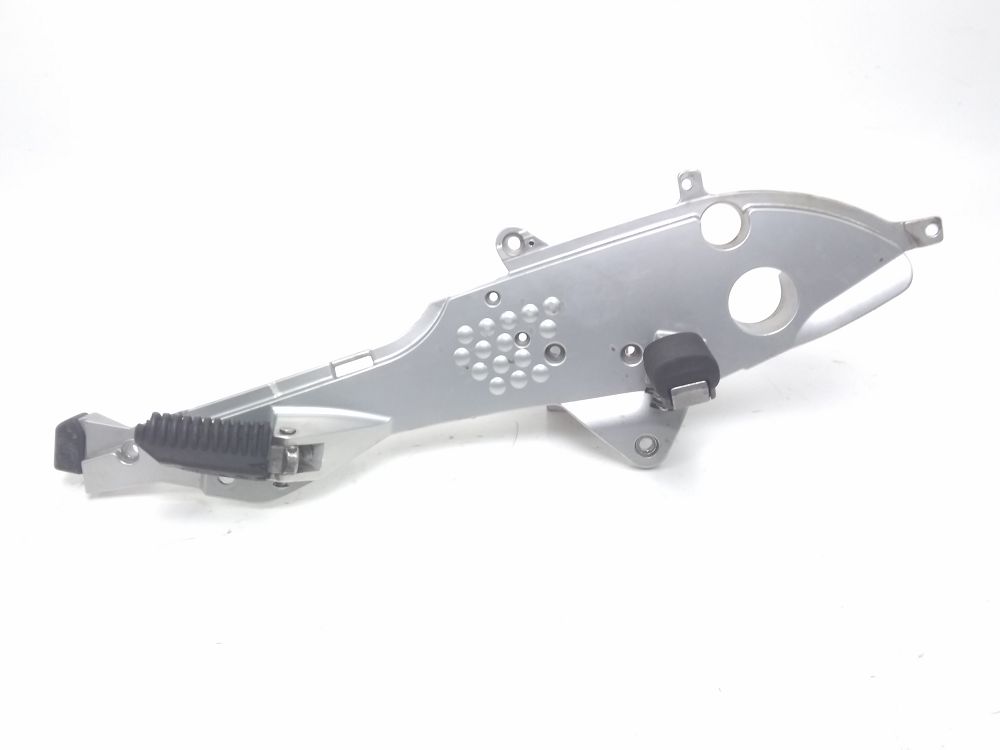 PLATINE AVANT DROITE COMPLETE