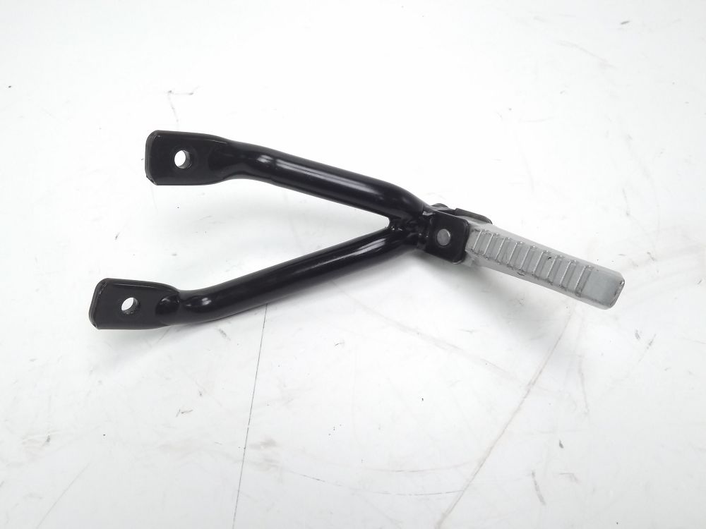 Platine et repose pieds arriere gauche