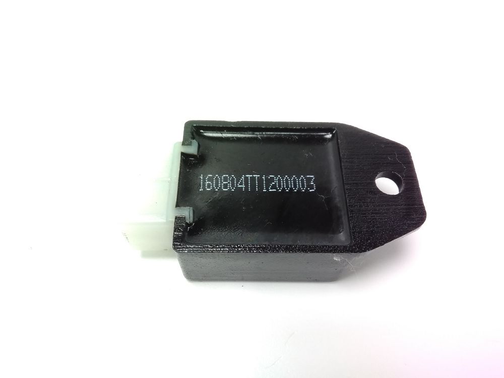 REGULATEUR DE TENSION