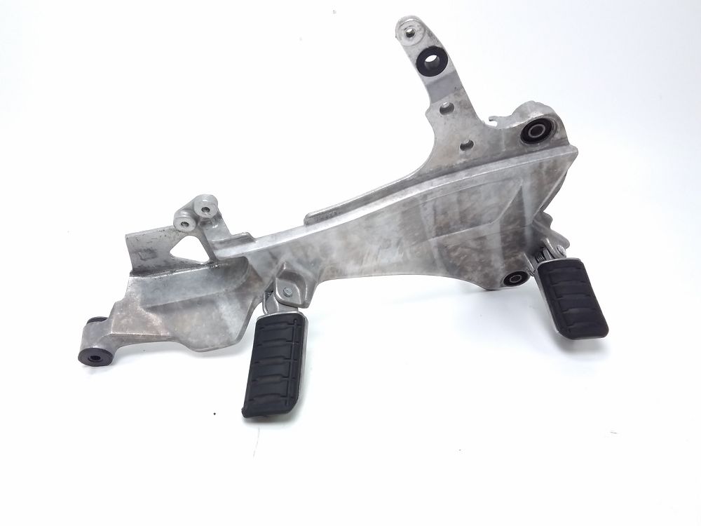 PLATINE AVANT DROITE COMPLETE