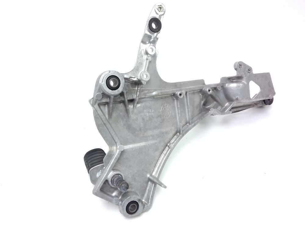 PLATINE AVANT DROITE COMPLETE