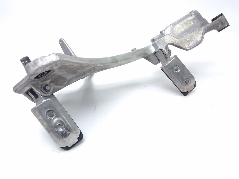 PLATINE AVANT DROITE COMPLETE