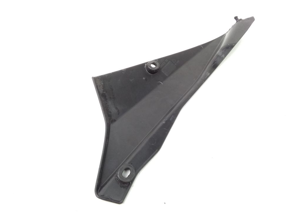 CACHE LATERAL GAUCHE