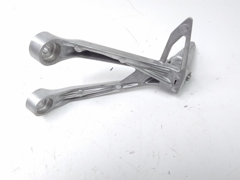 PLATINE ARRIERE DROITE COMPLETE