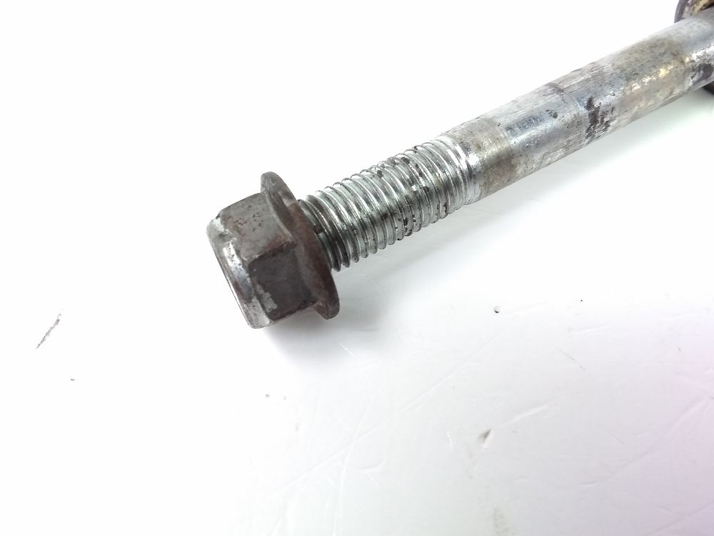 AXE DE ROUE AVANT