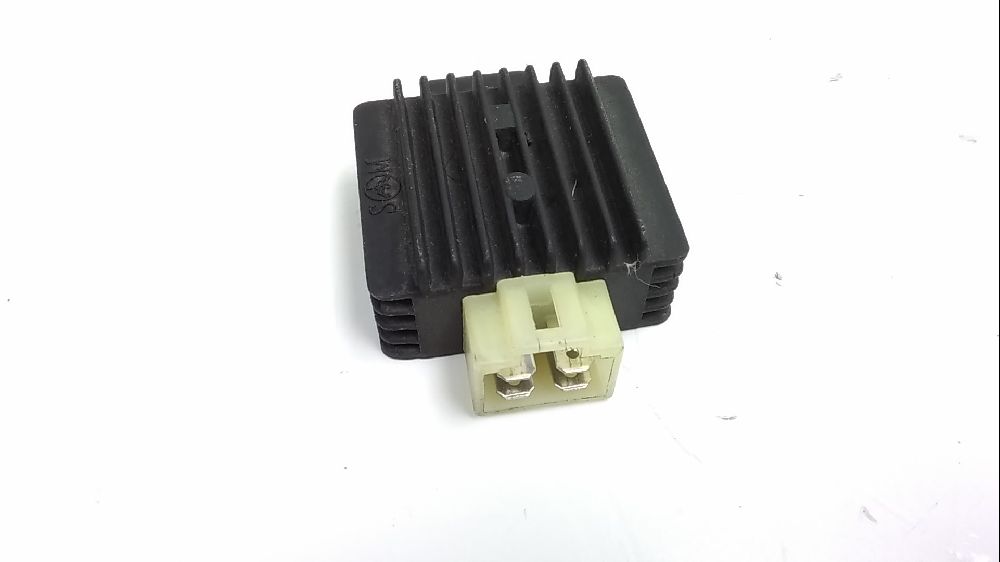 Regulateur de tension