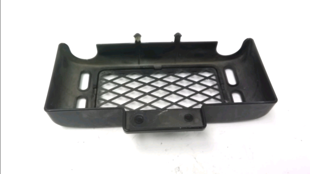 GRILLE DE RADIATEUR