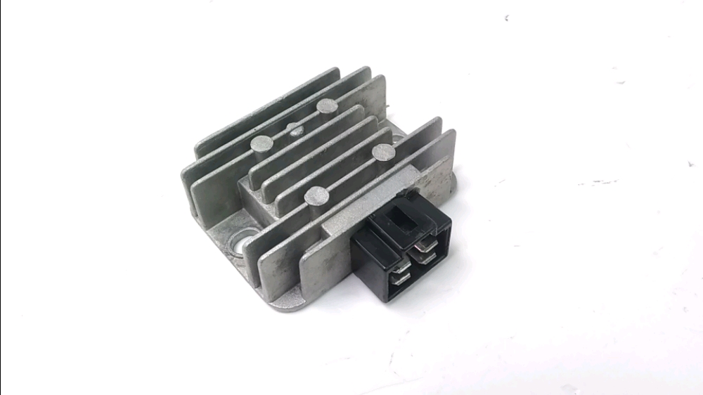 Regulateur de tension