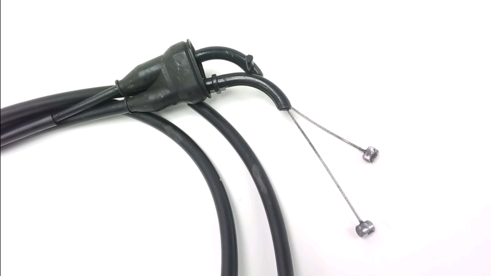 CABLE D'ACCELERATEUR